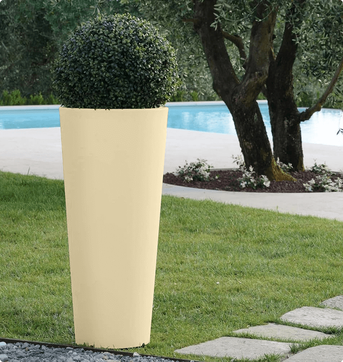 Veranda Sand Planter